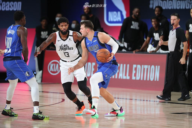 门的足球课 门的足球课